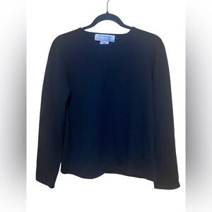 Queen of Scots Woman’s Black 100% Cashmere Size Large Sweater.